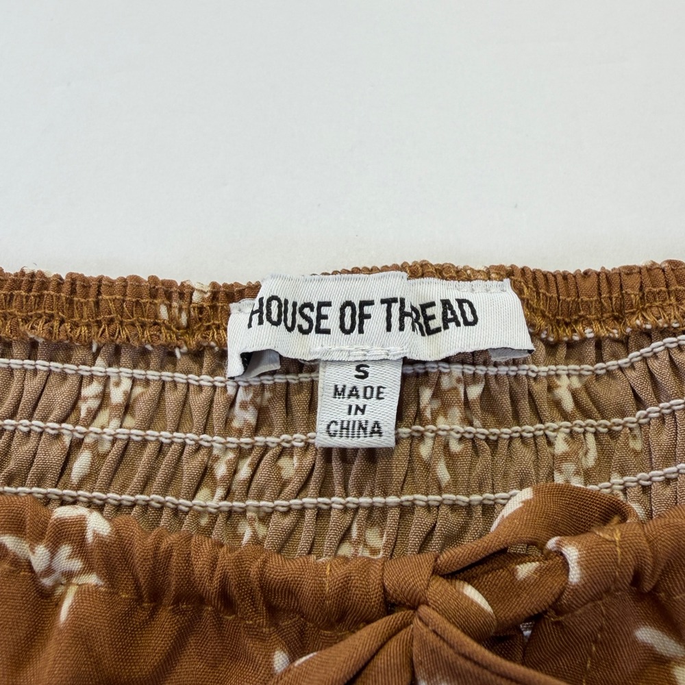 House of Thread Brown Floral Peplum Long Sleeve Smocked Back Small 336A4 - Picture 3 of 9